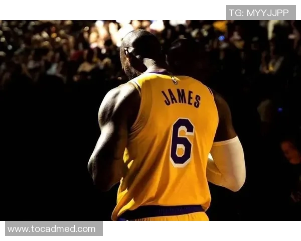 打篮球的明星们展现美丽背影的瞬间与动人故事